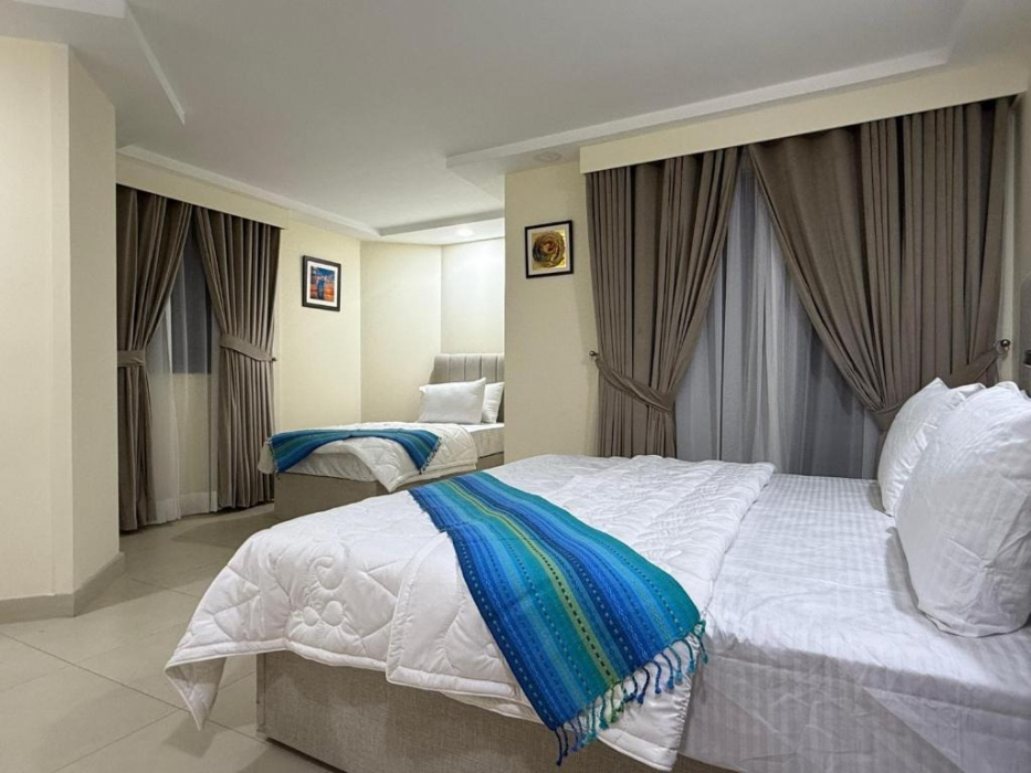 The DownTown Apartments Gulberg 15/22