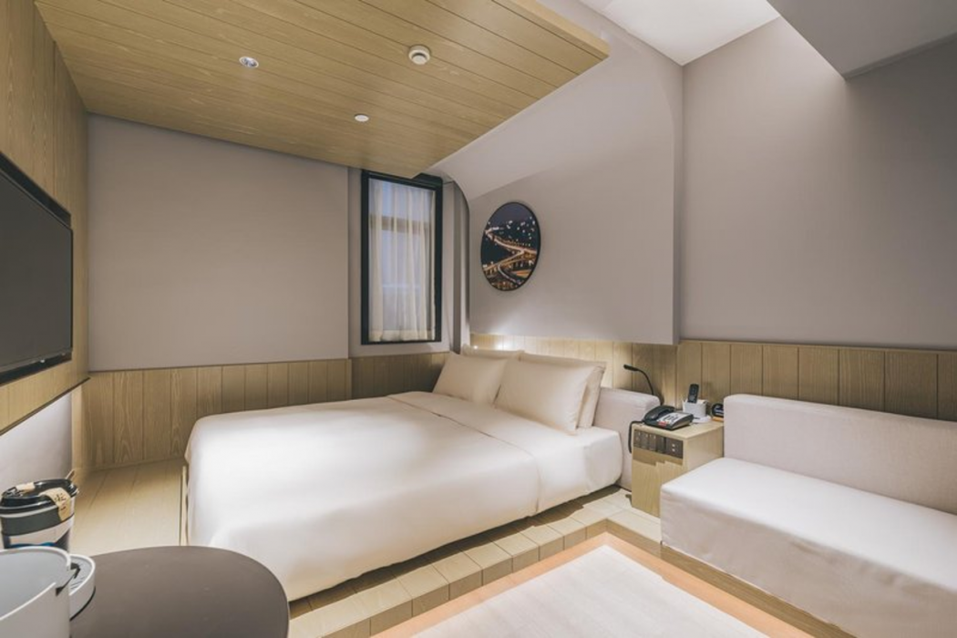 Atour Light Hotel (The Bund, Nanjing East Road) 10/28