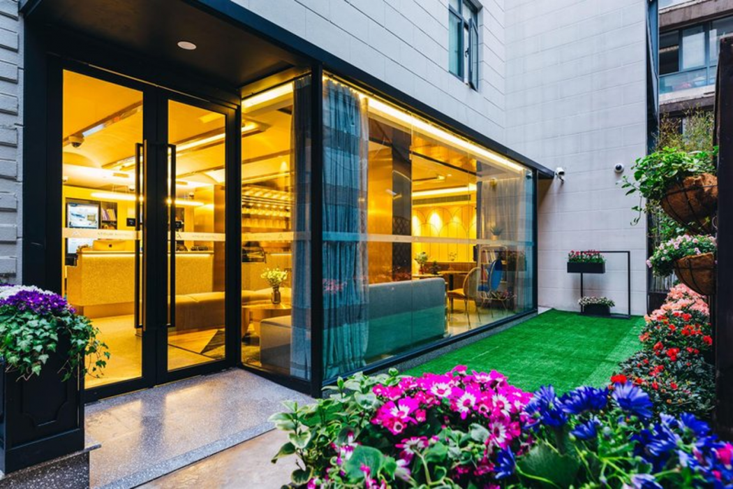 Atour Light Hotel (The Bund, Nanjing East Road) 3/28