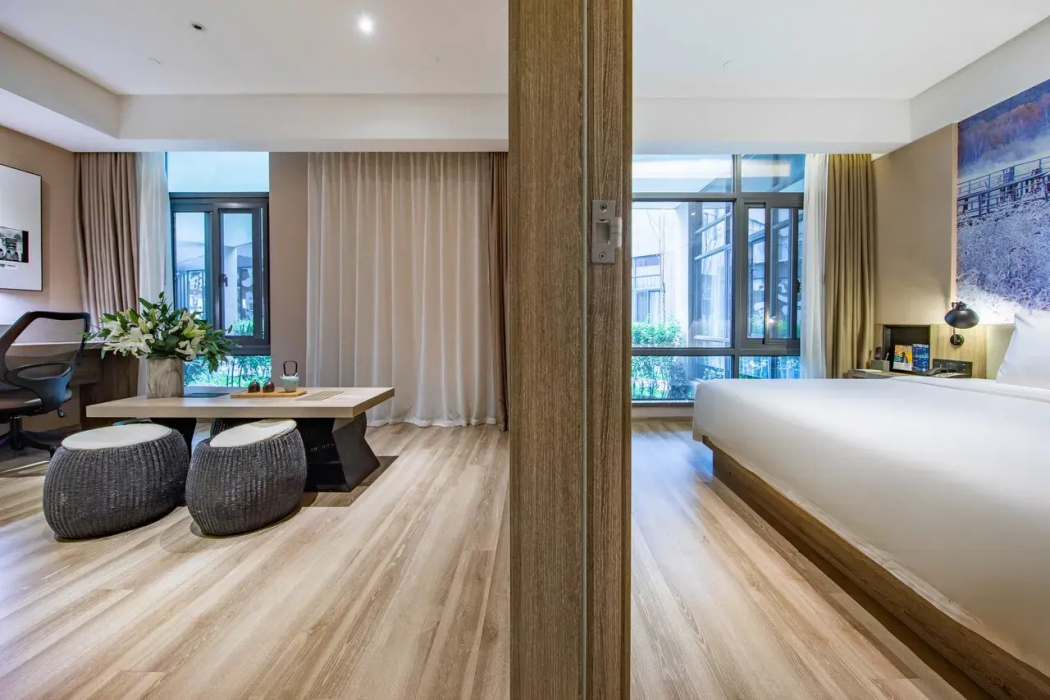 Atour Hotel (Shanghai Hongqiao National Convention & Exhibition Center) 11/24