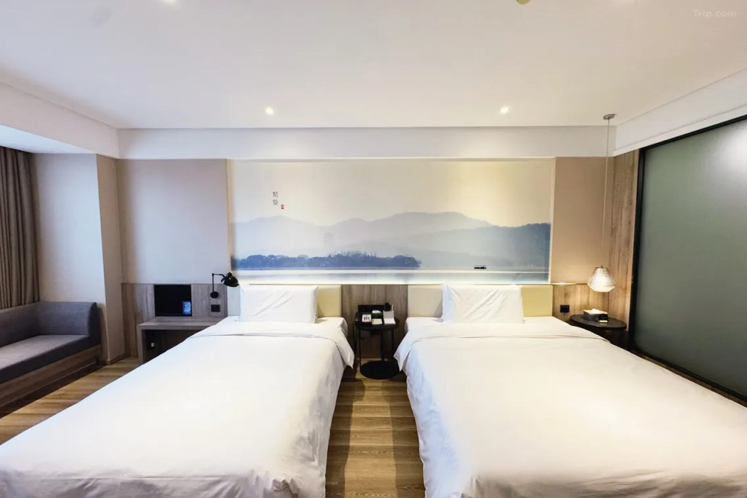 Atour Hotel (Shanghai Hongqiao National Convention & Exhibition Center) 4/24