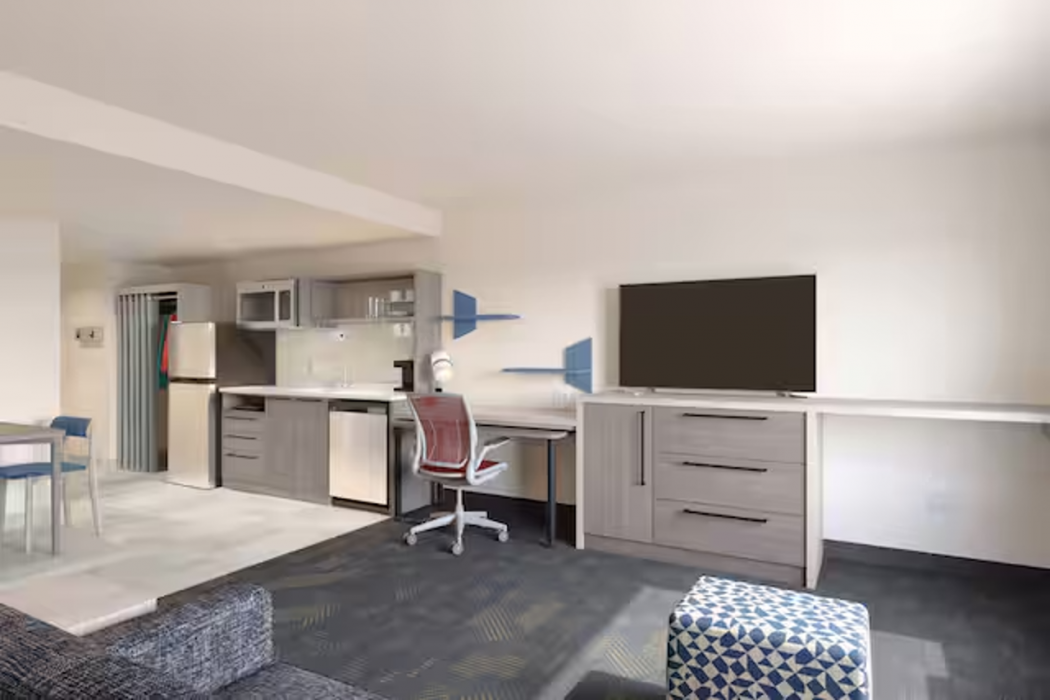 Home2 Suites by Hilton Peoria North Phoenix 4/22