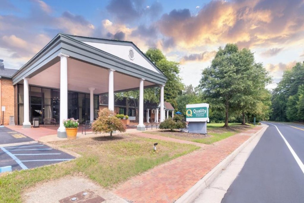 Quality Inn & Suites Williamsburg, VA 1/20