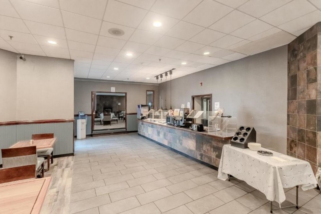 Quality Inn & Suites Williamsburg, VA 14/20