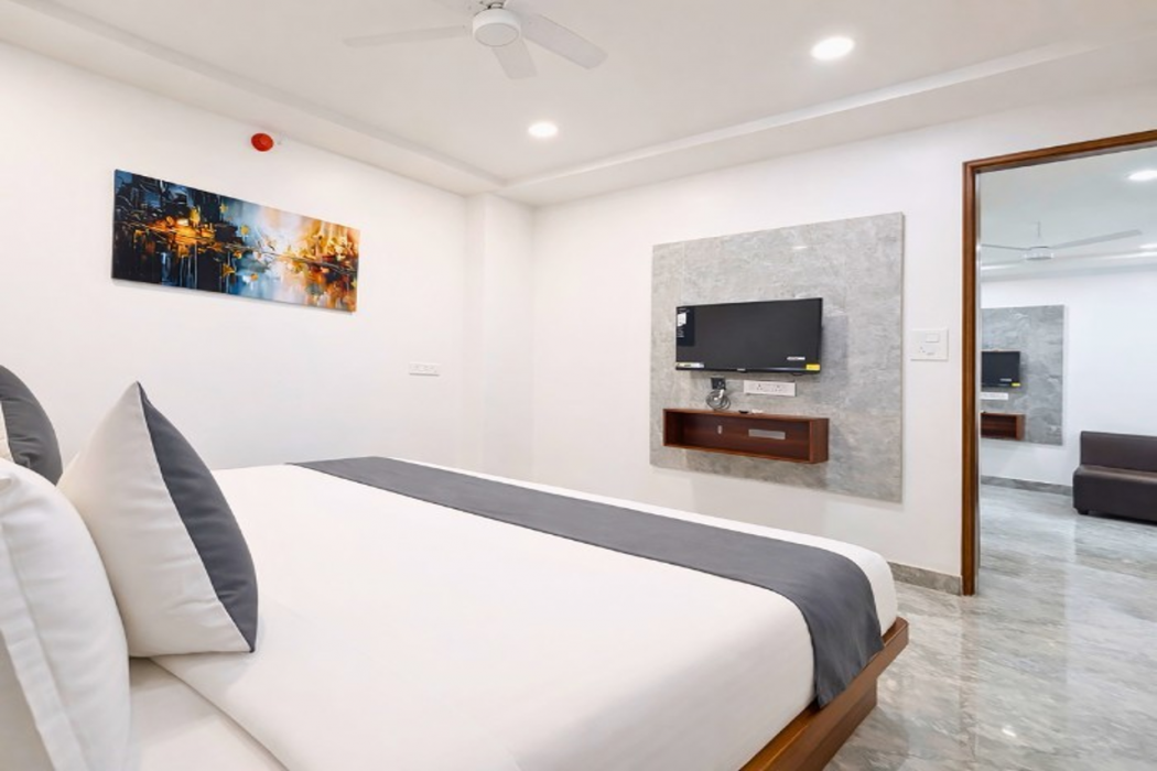 Click Hotel Gachibowli in HYDERABAD