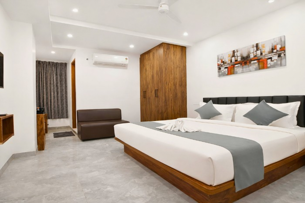 Click Hotel Gachibowli in HYDERABAD