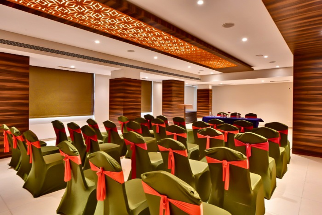 Click Hotel Vadodara 6/17
