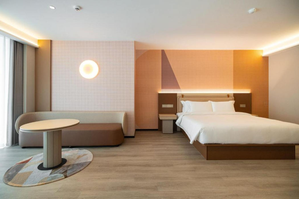 Leston Hotel 16/44