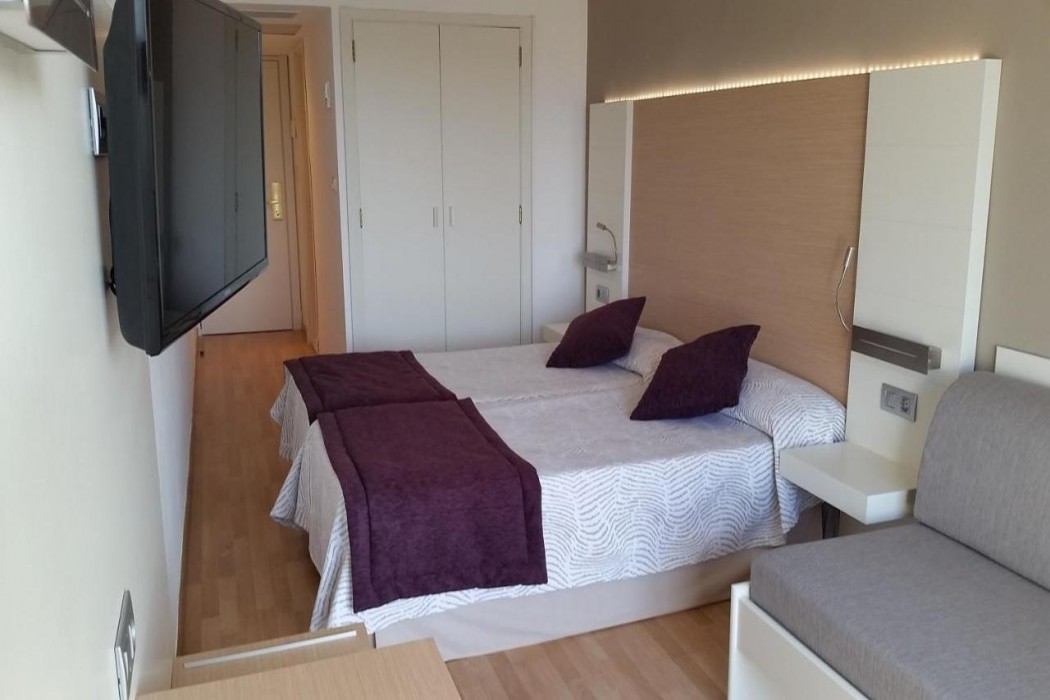 Hotel Mariant 8/33