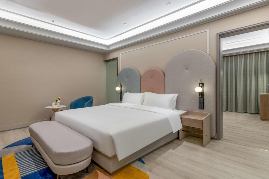 Mercure Chengdu Shuangliu International Airport 10/27