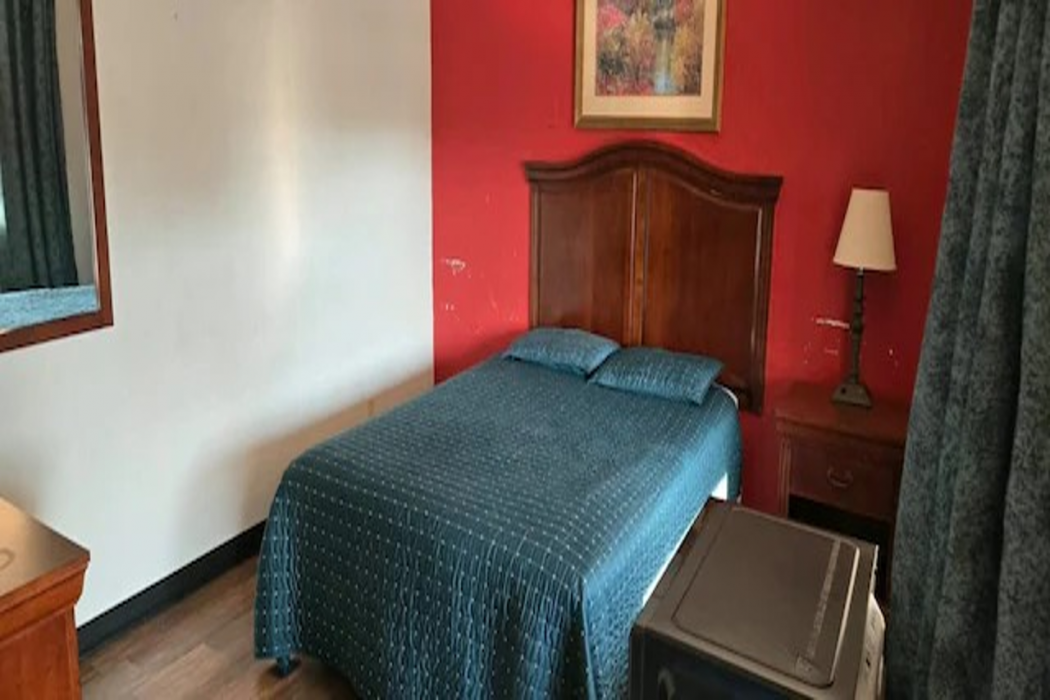 Lion Inn Albemarle By Hotel O Near US 52 11/37