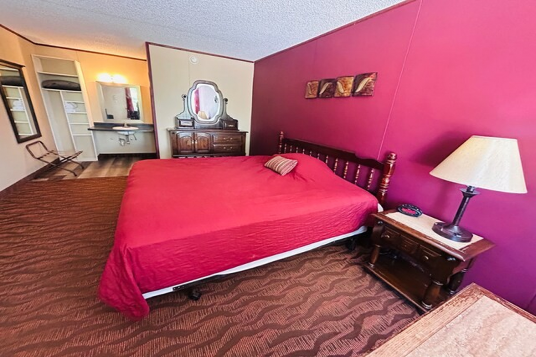 Colonial Mountain Inn Branson MO in Branson West - MO