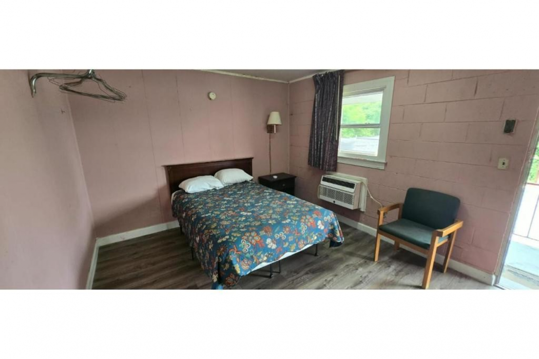Hometown Inn Rocky Mount VA in ROCKY MOUNT - VA