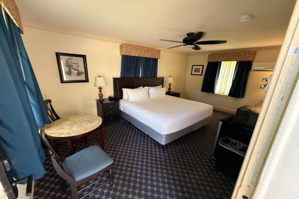 Princess Anne Hotel, SureStay Collection by Best Western 7/44