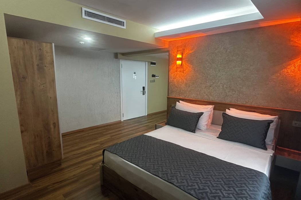 Ozer Palace Hotel in ISTANBUL