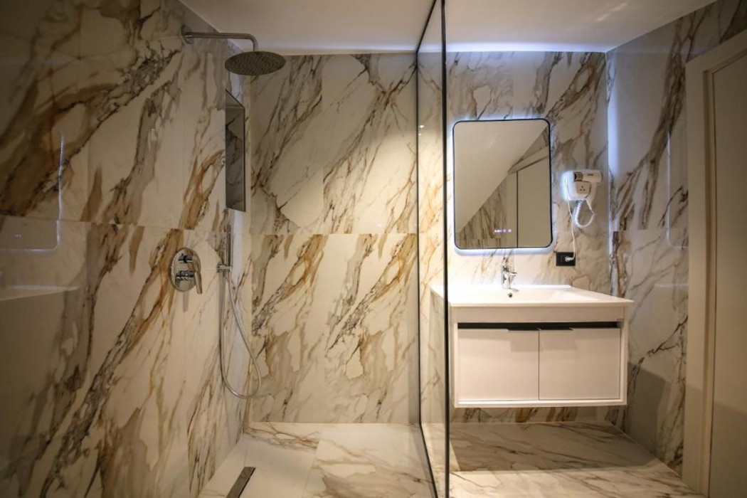 Comfort Boutique Hotel Tirana 13/60
