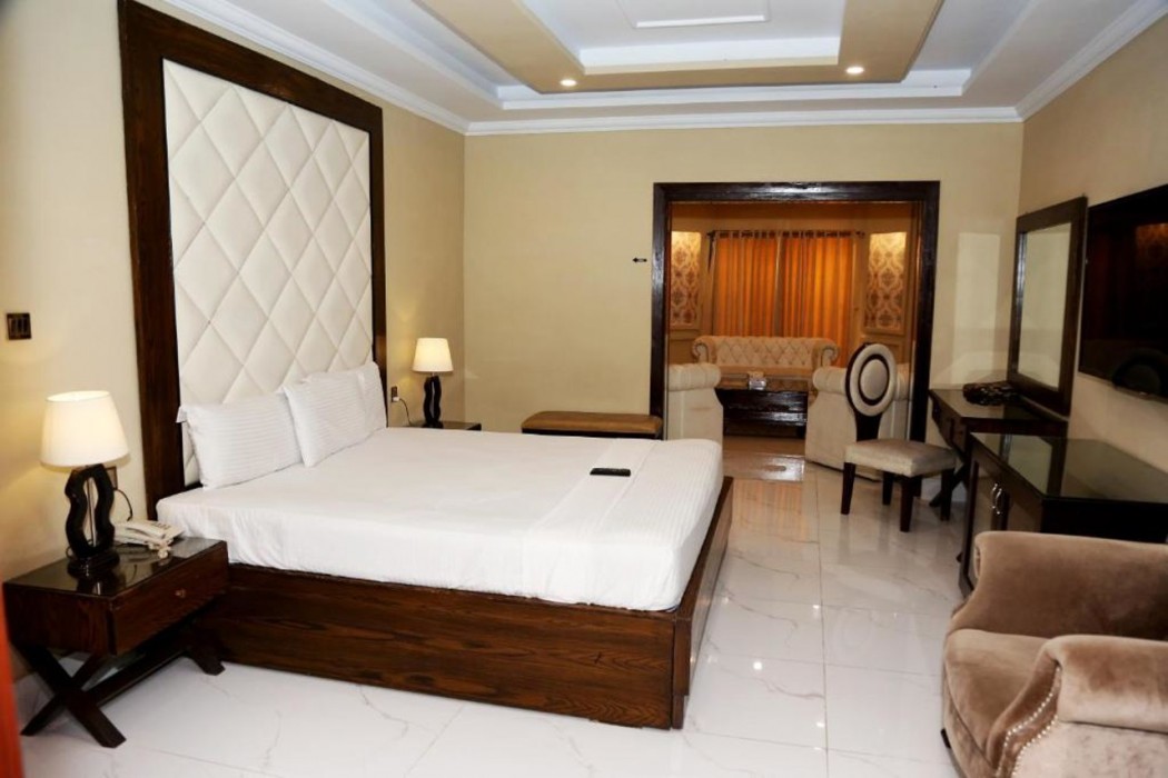 Hotel DE Shalimar - Multan 6/20