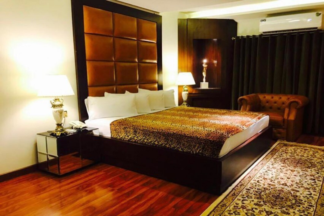 Hotel DE Shalimar - Multan 8/20