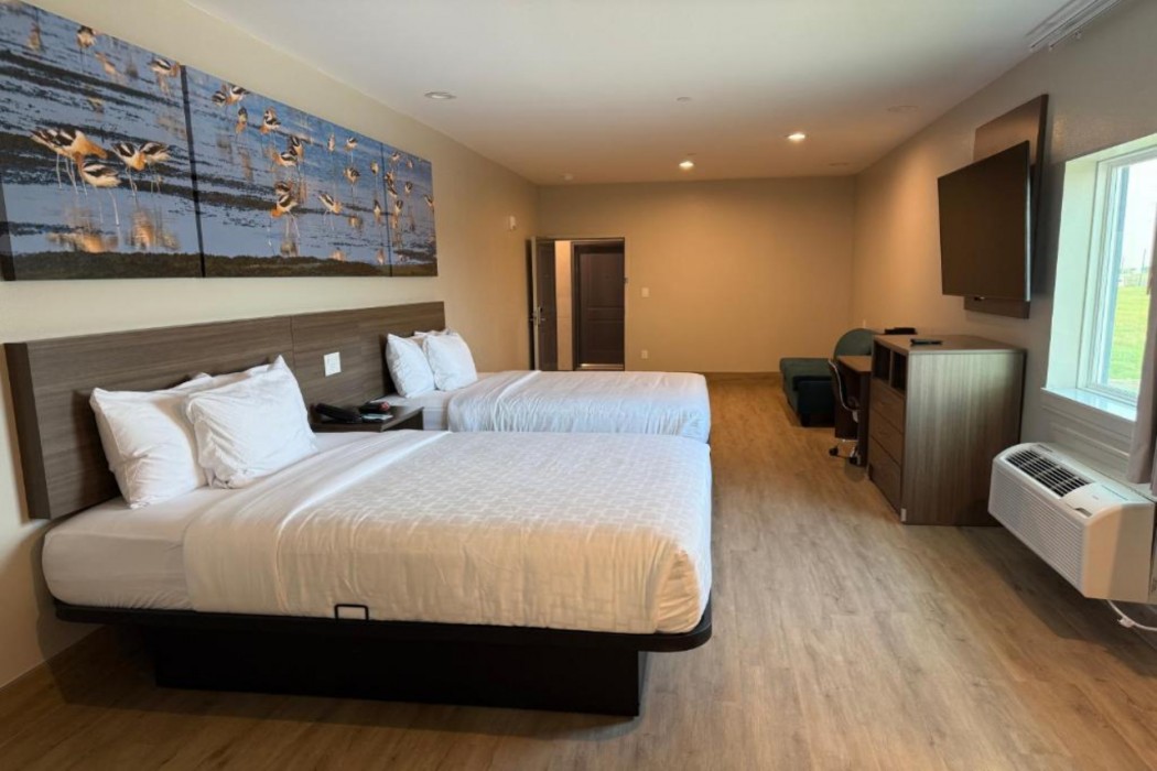 Clarion Pointe Port Lavaca 13/17