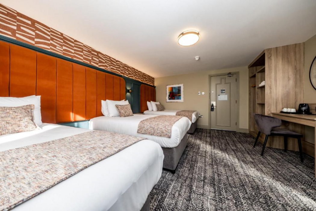 Maiden City Hotel 13/23