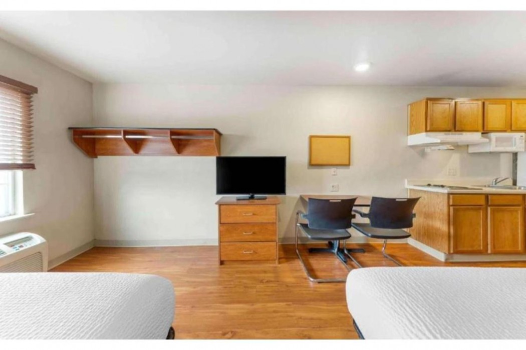 Motel6 Suites Oklahoma City Norman OK 8/20