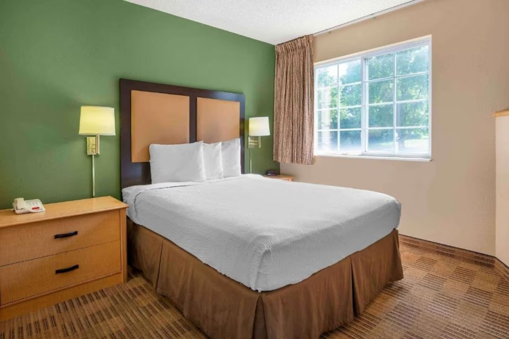 Motel6 Suites Philadelphia Malvern Swedesford Rd, PA 6/20