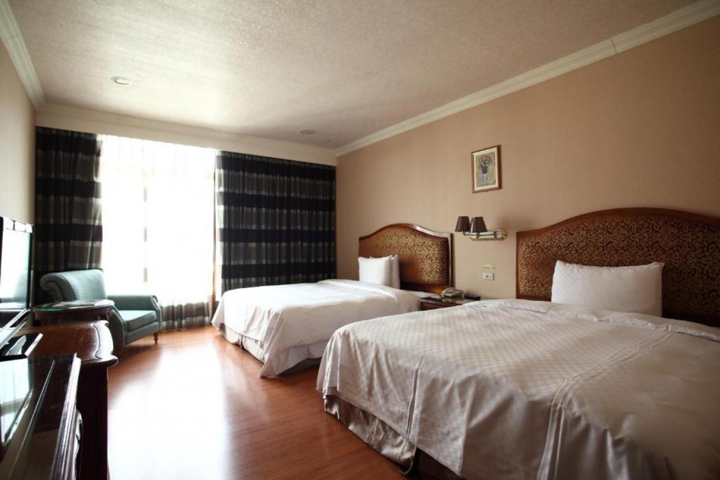 Days Inn by Wyndham Chiayi 8/42