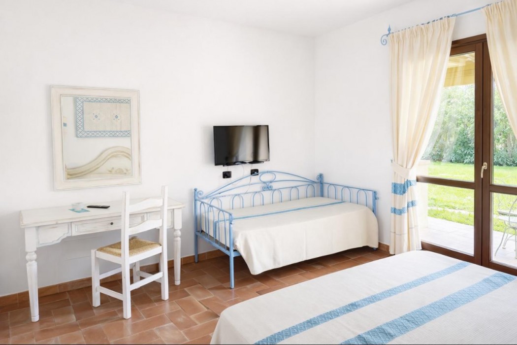 Valtur Sardegna Eos Costa Rei 24/81
