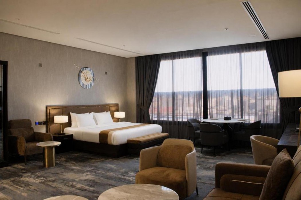 Leaf Suites 10/20