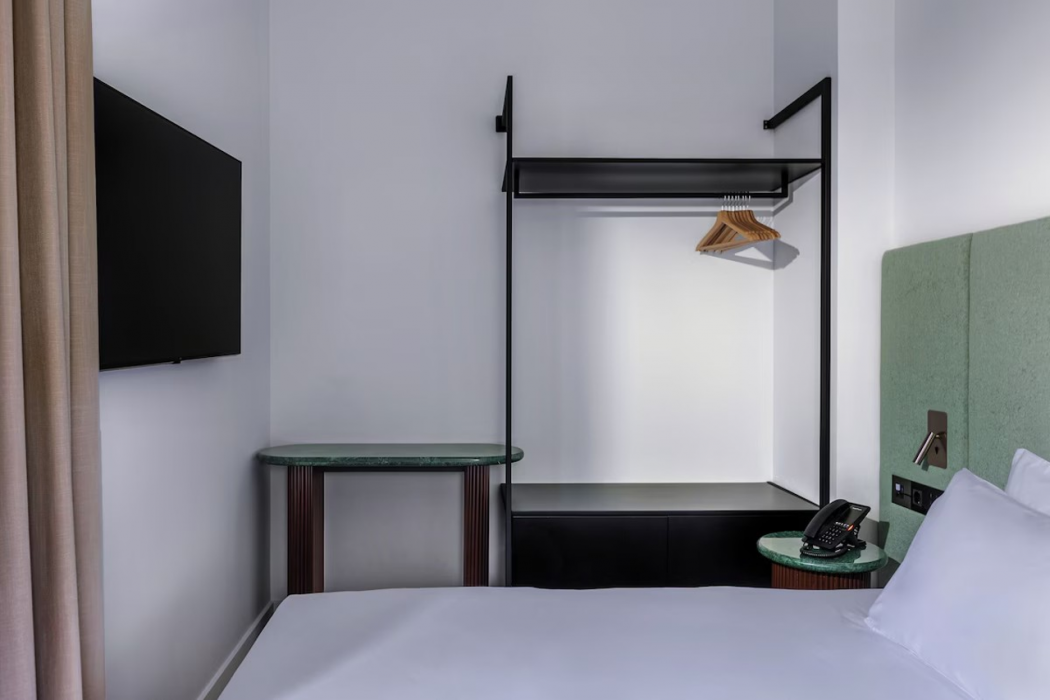 ZEA URBAN LIVING 8/46