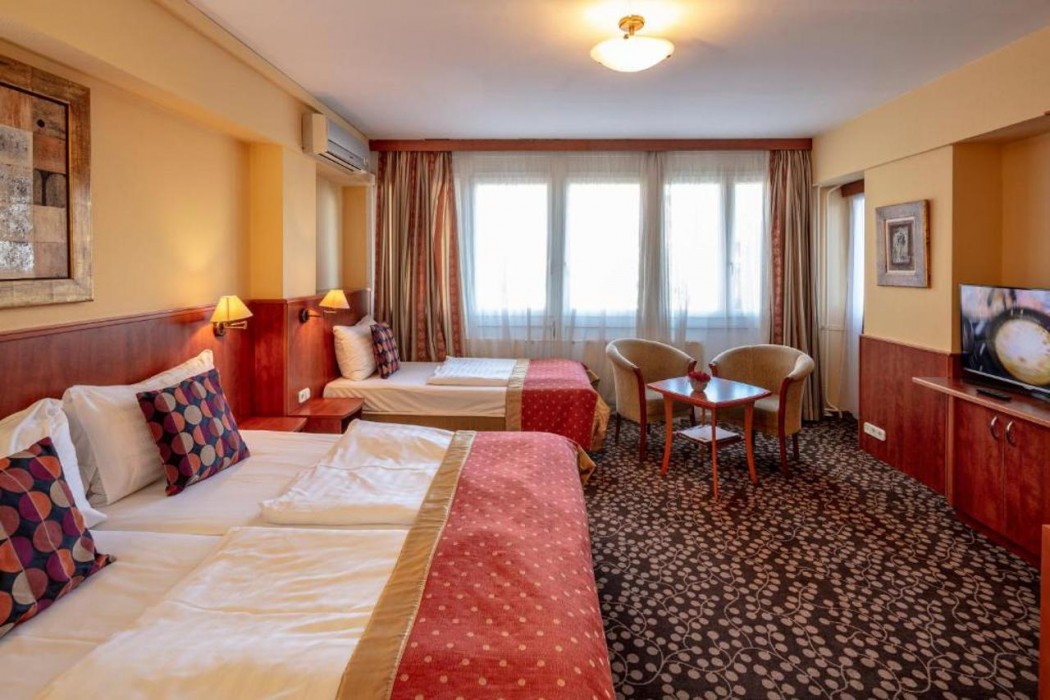 Hotel Charles 22/67