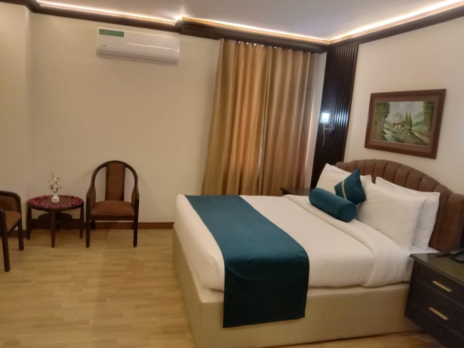 The Shalimar Grand Hotel Rawalpindi 8/29