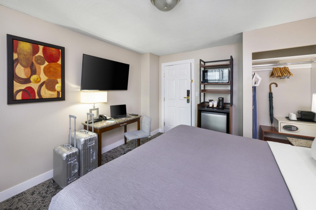 Quality Inn & Suites Downtown Vancouver 32/67
