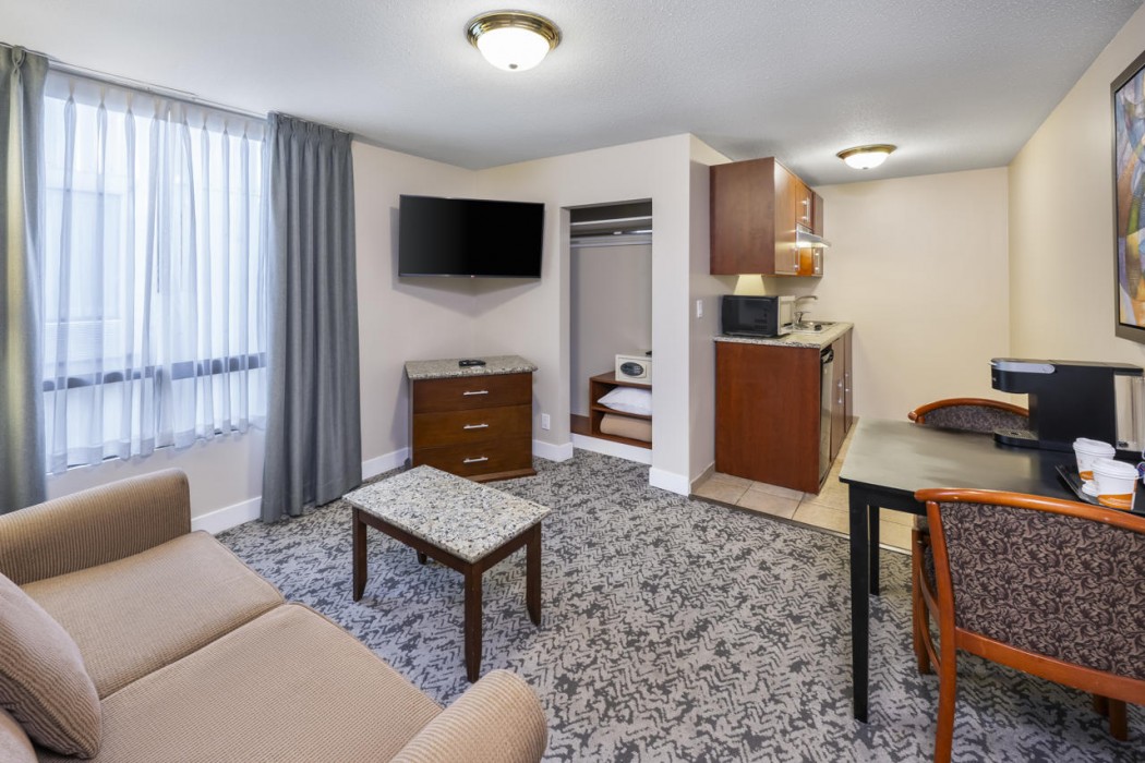Quality Inn & Suites Downtown Vancouver 53/67