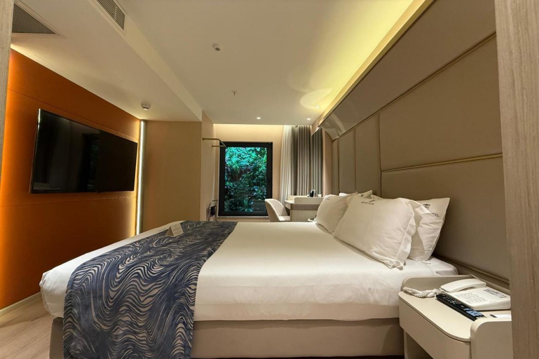 Bentley Hotel Bosphorus 31/86