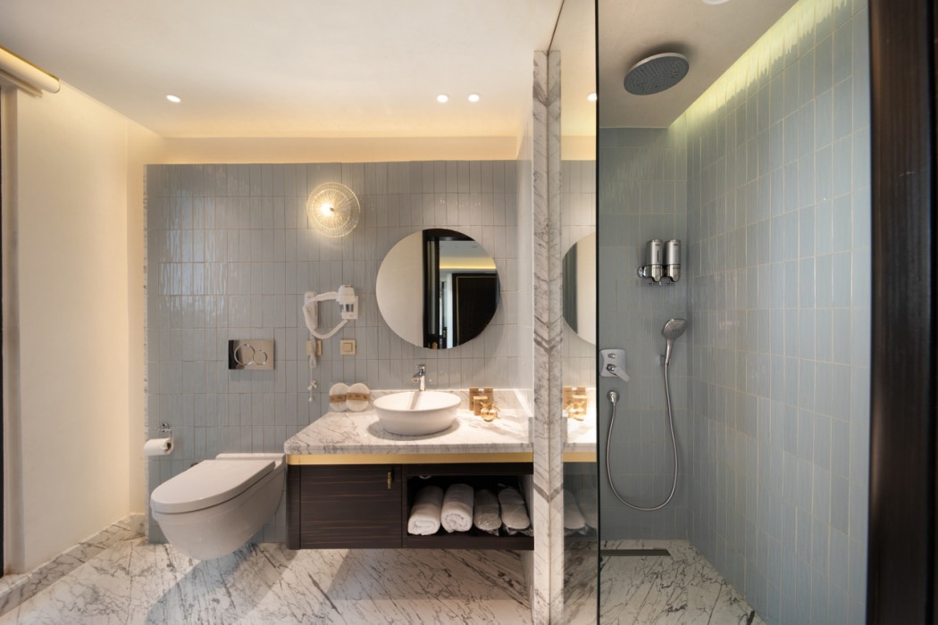 Bentley Hotel Bosphorus 23/86