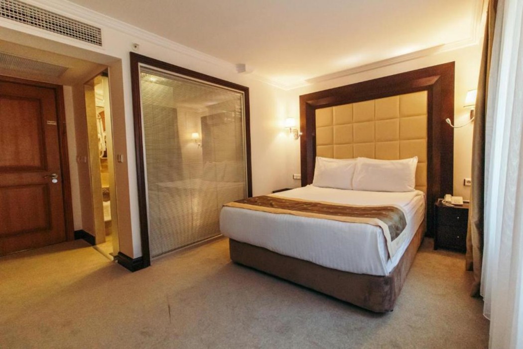Ck Farabi Hotel 13/65