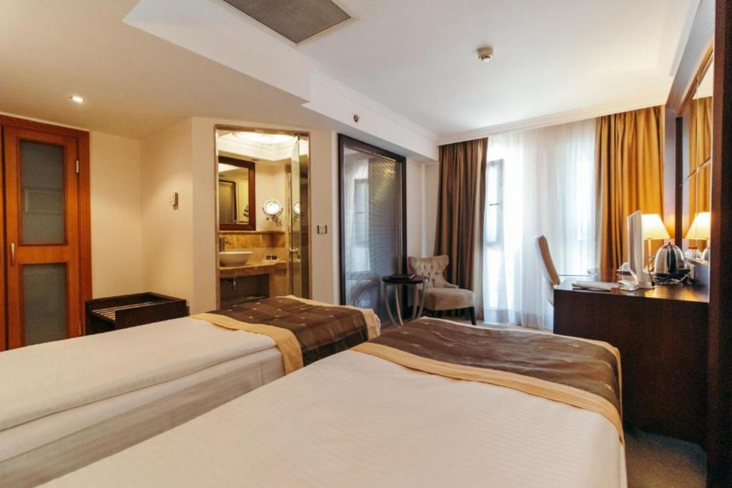 Ck Farabi Hotel 12/65