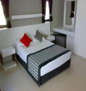 Ladin Hotel 6/18