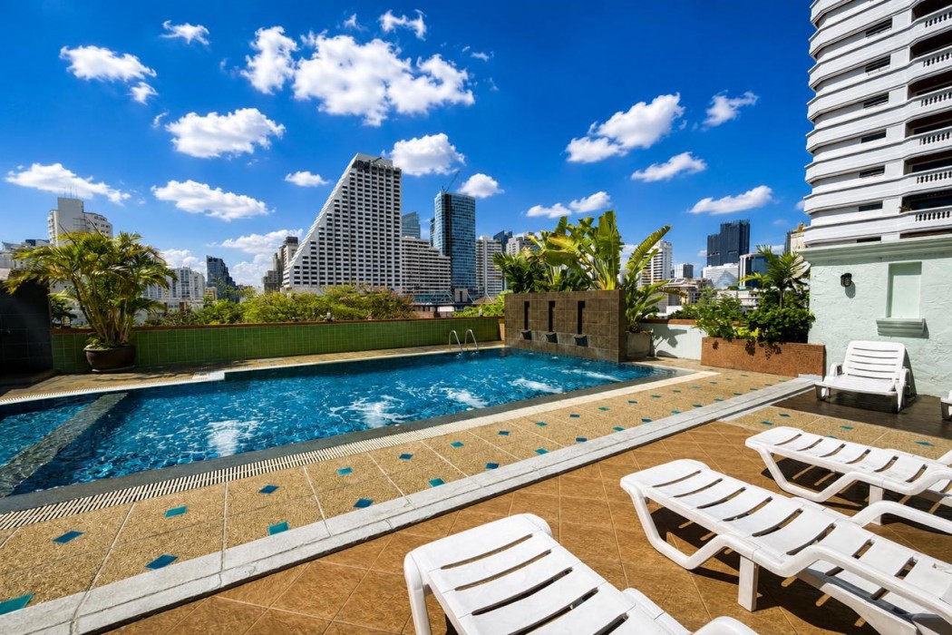 Woraburi Sukhumvit Hotel Resort 23/33