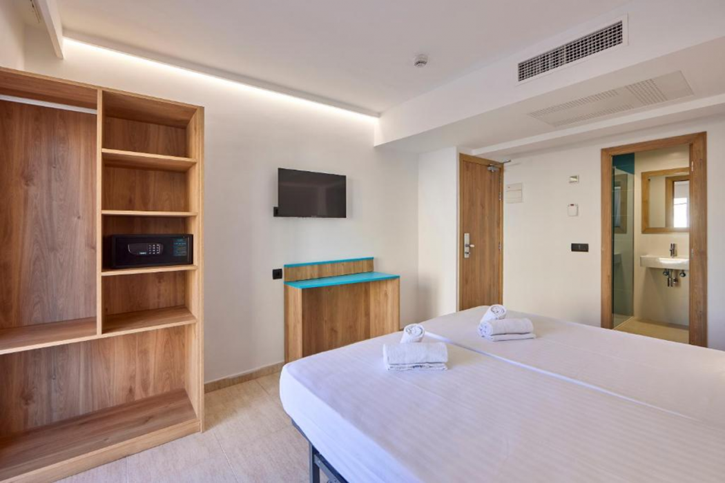 AHOI! Urban Beach Hotel 10/34