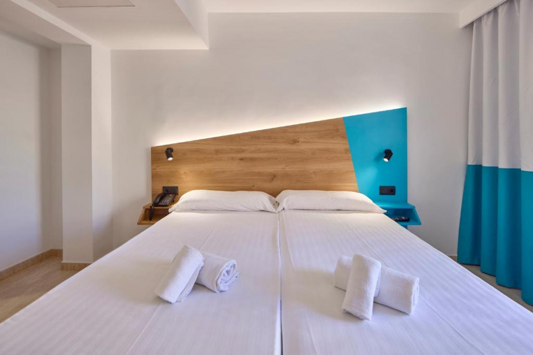 AHOI! Urban Beach Hotel 7/34