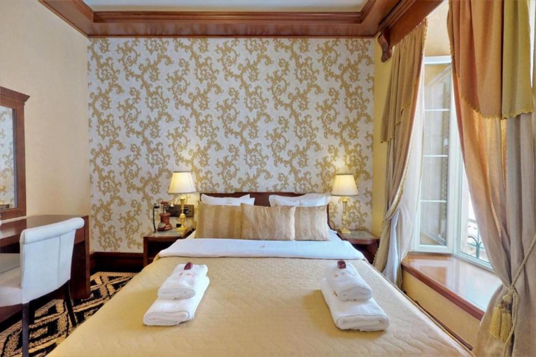 Historic Boutique Hotel Cattaro 12/60
