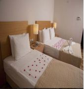 LAPETHOS RESORT 3/8