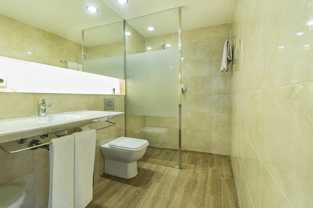 Eix Platja Daurada Hotel and Spa 16/97