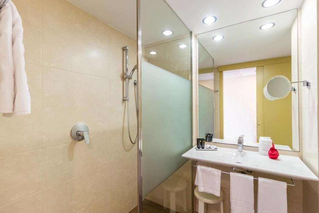 Eix Platja Daurada Hotel and Spa 21/97