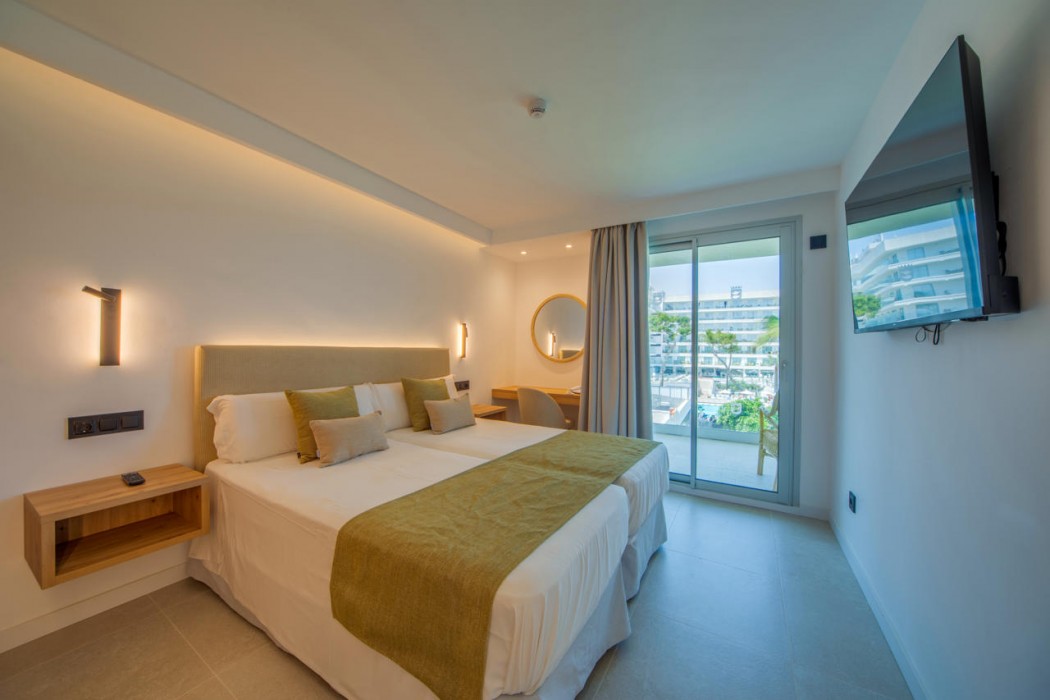 Playa Esperanza Resort 20/82