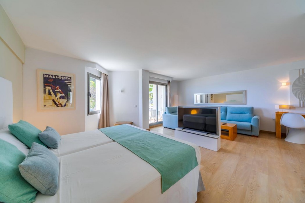 Playa Esperanza Resort 17/82