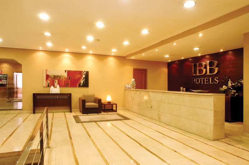 Lobby at B&B HOTEL Vigo, VIGO