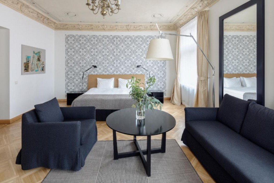 Neiburgs Hotel 15/84